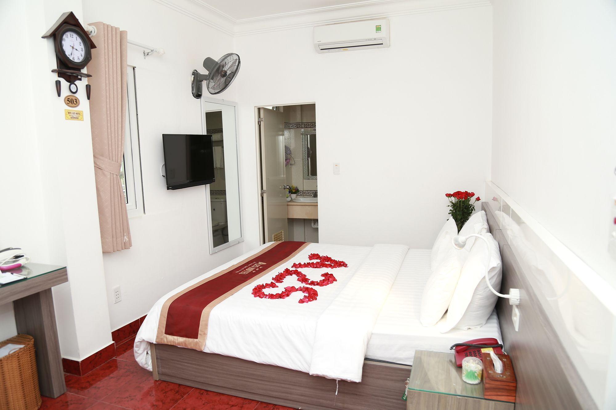 A25 Hotel - 19 Bui Thi Xuan Ho Chi Minh City Exterior photo